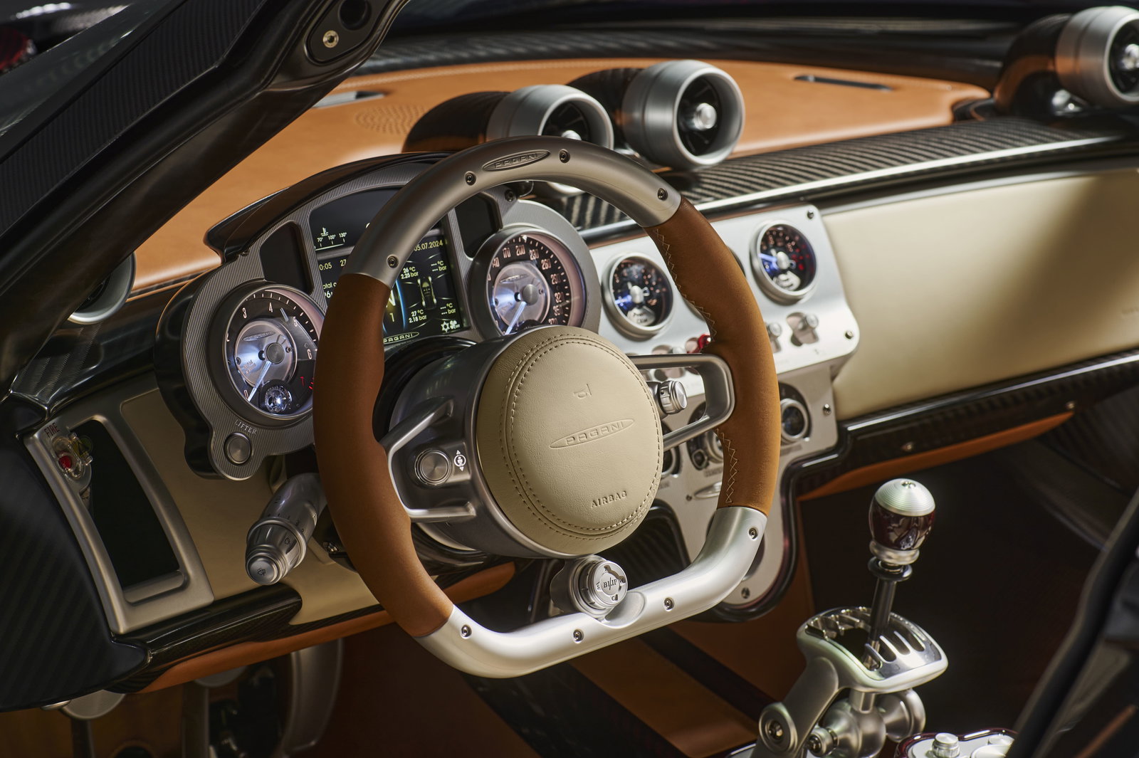 Pagani Utopia Roadster - interior